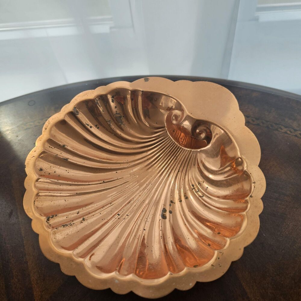Coppercraft Guild Copper Shell Dish with Brass Feet